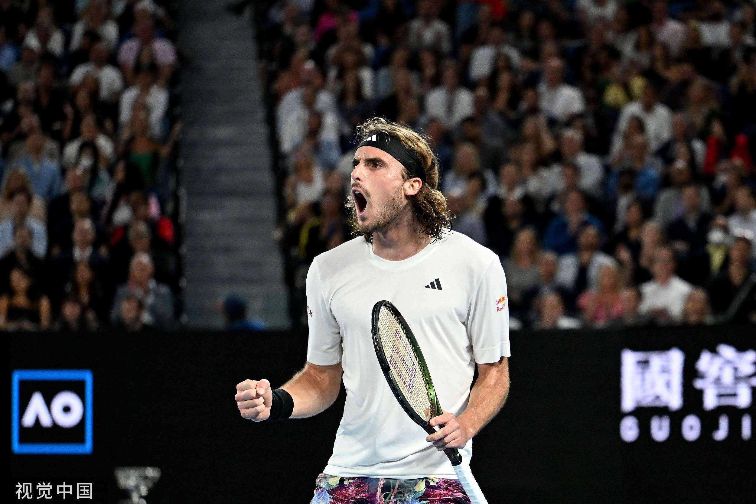 包含戴维斯杯横扫澳网，西西帕斯惊艳四座的词条