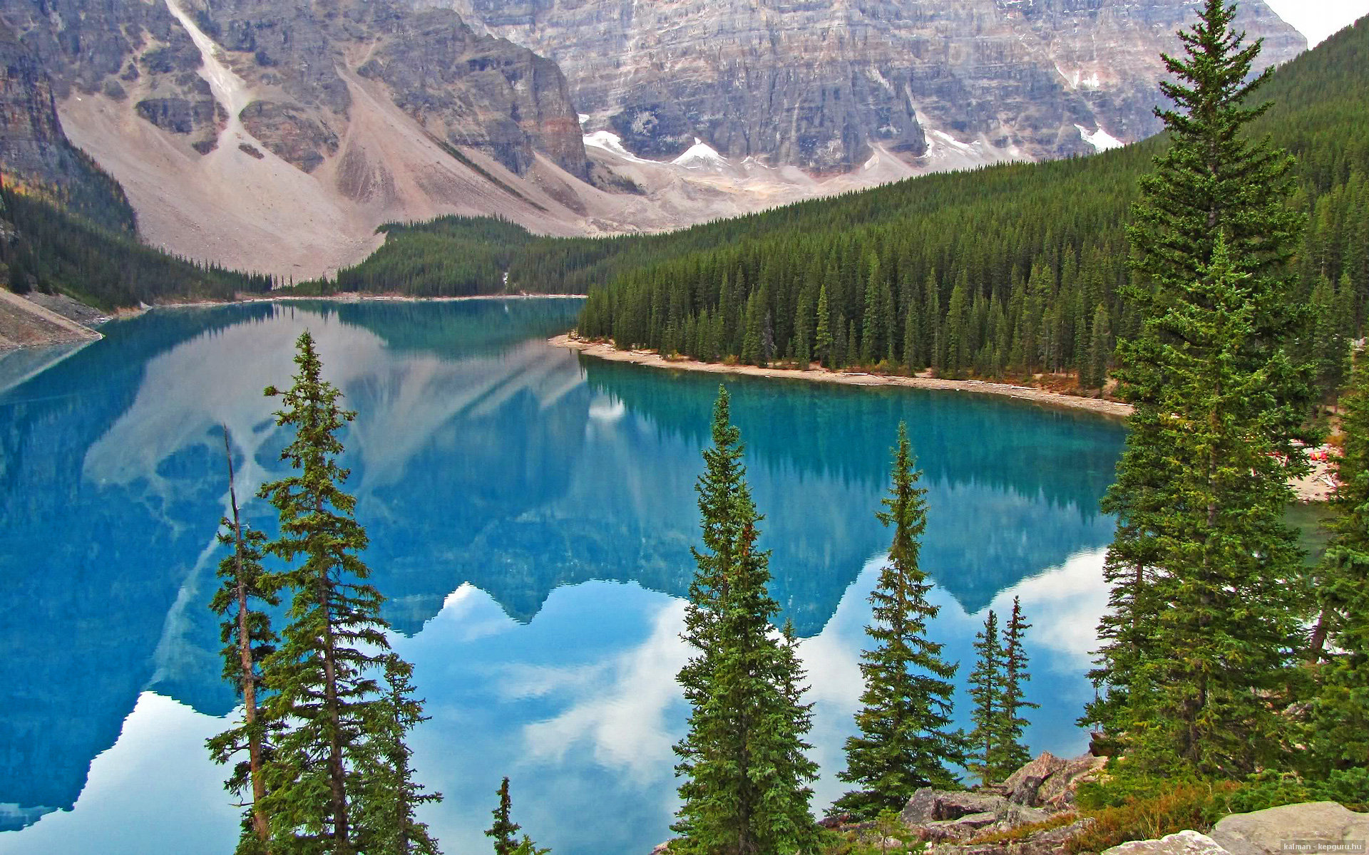 开云体育平台APP-1.波斯铁骑对决红黑军团，阿圭罗的跨时空一击