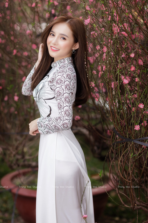 极光下的奇迹与太极虎的咆哮,2026世界杯E组,冰岛铁骑碾压罗马尼亚,孙兴慜天神下凡,门神封神之战